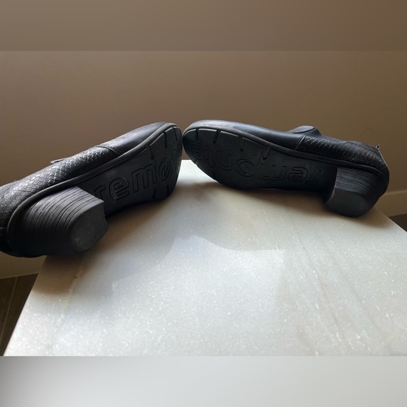 Remonte:  black leather low cut booties size 38 - Picture 6 of 16